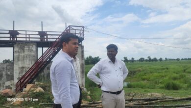 Bihar News District Officer inspected Champaran embankment and PP embankment under Bagaha subdivision  