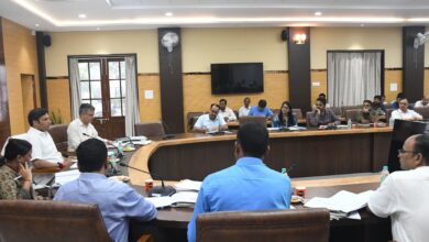 Prayagraj News: Review meeting of construction works concluded under the chairmanship of District Magistrate