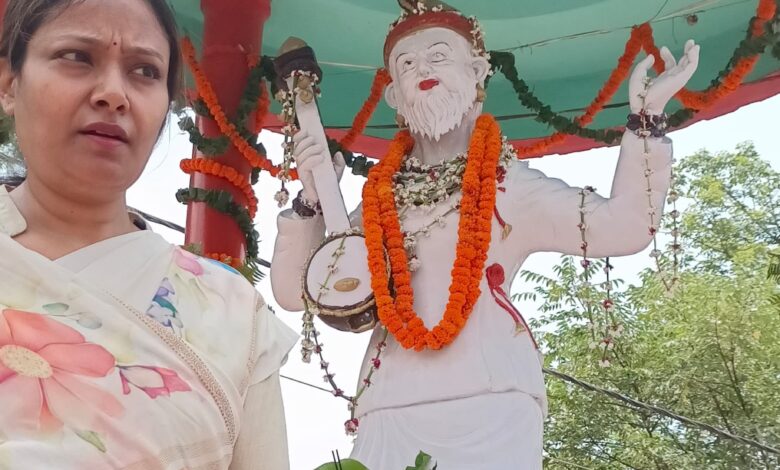 Bihar News Mahatma Kabir still shows the path of humanity, love and equality through his couplets: Garima