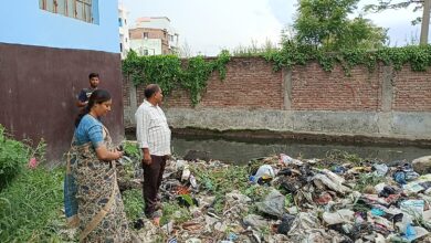 BiharNews Identify those who dump garbage in main drains and take action against them: Garima