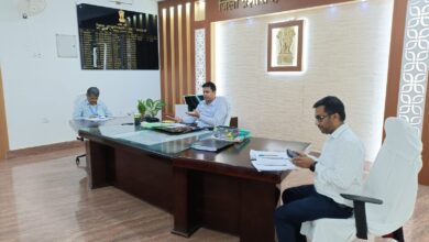 Bihar News District Election Officer gave detailed information to the representatives of political parties regarding rationalization of polling stations