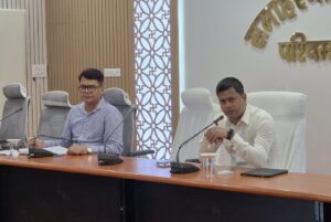 Bihar News Make proper arrangements for drinking water in schools: District Officer

 