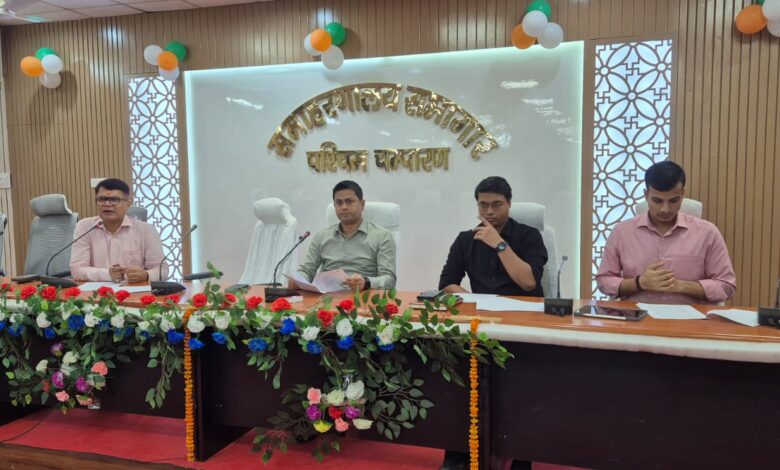 Bihar News Take special care that no mistake is made during Independence Day celebrations: District Officer