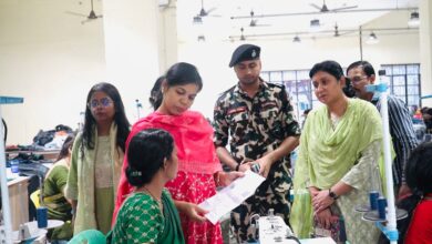 Bihar News- District Magistrate Vaishali, Mrs. Varsha K. Singh inspected the industrial area of Hajipur block (headquarters).
