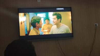 Bihar News-Rajapakar - The film 12th Fail based on the life of 2005 batch IPS Mr. Manoj Kumar Sharma was shown to the students and teachers in the campus of BMD College Dayalpur through the National Service Scheme.