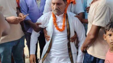 Bihar News-Rajapakar-- A condolence meeting was organized at Newton Classes Campus, Rajapakar on the sudden demise of senior journalist of the district and Gaurav Block correspondent Ramnath Vidrohi.