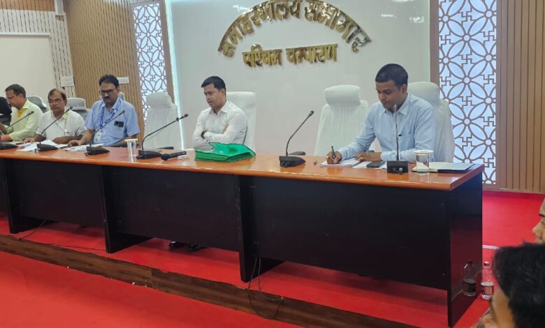 BiharNews The concept of Panchayat Government Building is in the form of a mini secretariat: District Officer