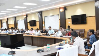 Prayagraj News: The District Magistrate reviewed the preparations made to deal with the flood