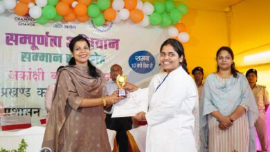 Bihar News- As per the instructions of District Magistrate Vaishali Mrs. Varsha Singh, all the officers were made to run in view of the continuous rise in the water level of the Ganges river.