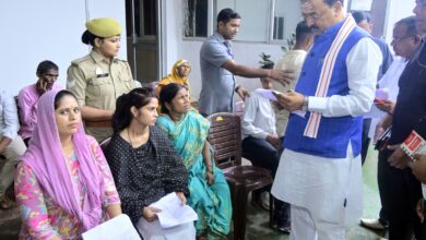 Lucknow News: Deputy Chief Minister Shri Keshav Prasad Maurya organized a public darshan program