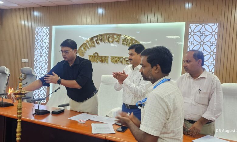 Bihar News Training on Bhuvan Geo-MGNREGA application given to program officers and employment servants  