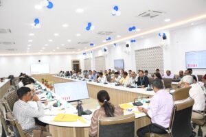 Prayagraj News: District Cooperative Committee meeting concluded under the chairmanship of District Magistrate