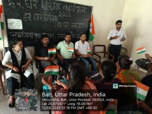 Agra News: College students took out a tricolor march under the Har Ghar Tiranga campaign