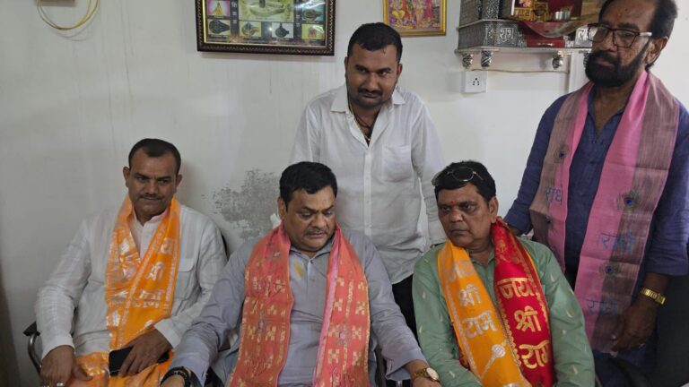 Etawah News: राज्य मंत्री ब्रजेश शुक्ला के प्रथम आगमन पर हुआ भव्य स्वागत