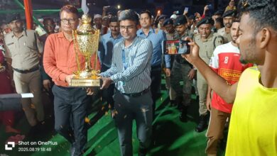 BiharNews - हॉकी के प्रति जोश जगाने बेतिया पहुंची एशिया कप 2025 की ट्रॉफी