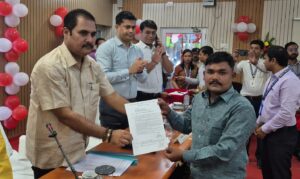 अनुकम्पा के आधार पर 47 अभ्यर्थियों को नियुक्ति पत्र: बेतिया में नौकरी का ऐतिहासिक अवसर