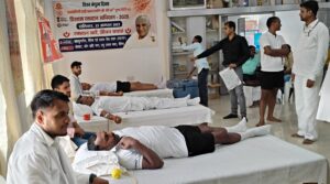 Bihar News: जिलाधिकारी धर्मेंद्र कुमार ने ग्रामीण सड़क परियोजनाओं में तेजी और गुणवत्ता पर दिया जोर
