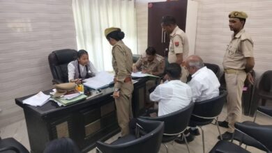Agra News: Under Mission Shakti, Vaishnavi became a one-day police station in-charge.
