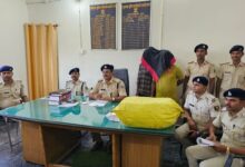 BiharNews- लौरिया थाना पुलिस ने 12.5 किलो गांजा के साथ दो तस्करों को किया गिरफ्तार