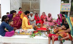 Bihar News – राजापाकर में महिलाओं ने संतान की लंबी उम्र व खुशहाली के लिए श्रद्धापूर्वक रखा जितिया व्रत
