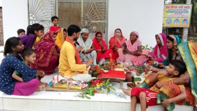 Bihar News – राजापाकर में महिलाओं ने संतान की लंबी उम्र व खुशहाली के लिए श्रद्धापूर्वक रखा जितिया व्रत