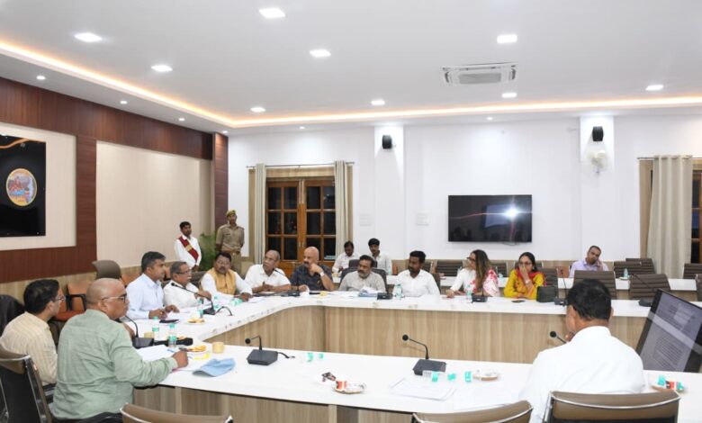 Prayagraj news: District Udyog Bandhu Committee meeting concluded under the chairmanship of District Magistrate