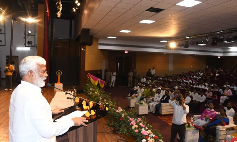 Prayagraj News: The government is committed to the assistance, progress, and development of persons with disabilities – Hon'ble Minister in Charge