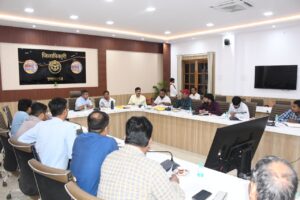 Prayagraj News: The District Magistrate reviewed the Jal Jeevan Mission and issued strict instructions to the concerned officials.