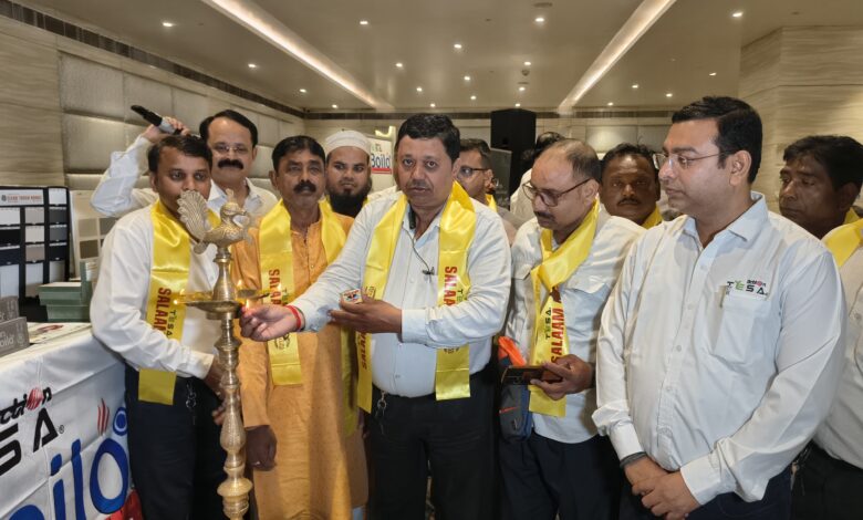 Action Tesa celebrated National Carpenter's Day and honored artisans in the wood furniture industry.