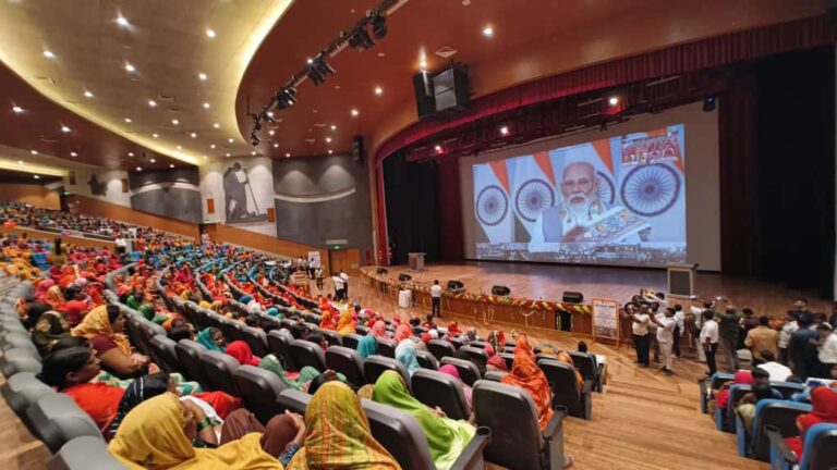 BiharNews Honorable Prime Minister Shri Narendra Modi launched the Chief Minister Women Employment Scheme