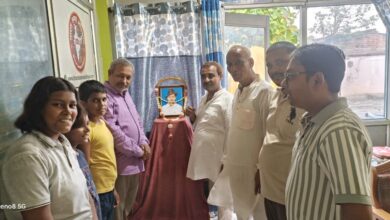 Bihar News- Under the aegis of Bharat Samvad Abhiyan, the birth anniversary celebration of immortal martyr Bhagat Singh was organised in the premises of a private school located at Deva Chowk.