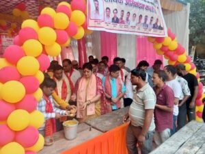 IMG 20251002 WA0665 संजय प्लेस व्यापारी एसोसिएशन द्वारा आयोजित भंडारे में सैकड़ों सनातनी श्रद्धालुओं ने लिया हिस्सा, भंडारा माता रानी की कृपा से सफलतापूर्वक संपन्न