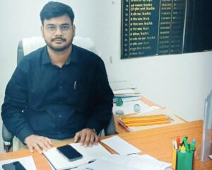 Bihar News- Surya Pratap Singh Segar has joined as the new Block Development Officer in the Block Office Rajapakar.