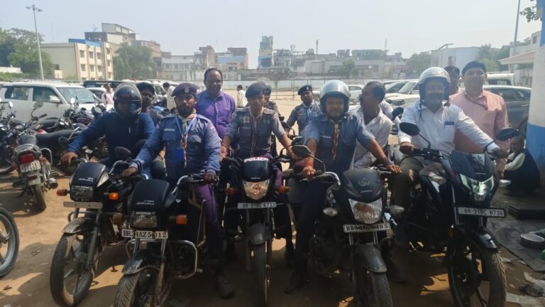 Bihar News-Teachers and Scout-Guide teachers organised a motor bike rally for voter awareness.
