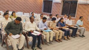 Bihar News-Assembly Elections 2025: General Observer, Police Observer reached Hajipur, reviewed the work done by the cell