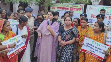 Bihar News-Assembly Elections 2025: General Observer, Police Observer reached Hajipur, reviewed the work done by the cell