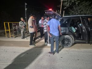 BiharNews Deputy Development Commissioner conducted surprise inspection of SST posts in Chanpatia Assembly constituency