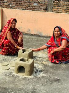 Bihar News- Chhath, the grand festival of folk faith and sun worship, began on Saturday with Nahay-Khaay.