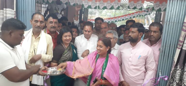 Bihar News - Rajapakar Assembly candidate, former MLA Pratibha Das inaugurated the election office.