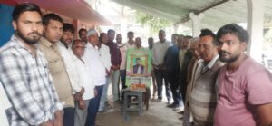 Bihar News- Social worker and RJD leader Laxman Yadav passed away in Rajapakar Bazar Yadav Nagar of the block headquarters.