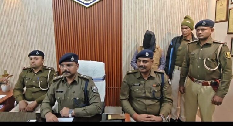 BiharNews Nepalese smuggler arrested with 12 kg of hashish