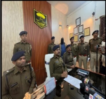 Bihar News: A fraudster arrested with Rs 70,000 stolen from his account