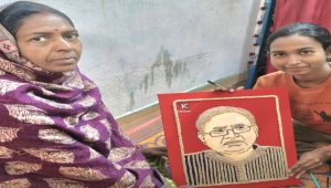 केले के रेशे से मुख्यमंत्री नीतीश कुमार की मूर्ति