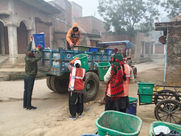 Ambedkar Nagar News: नववर्ष 2026 में जहांगीरगंज को कचरा मुक्त बनाने की पहल, ईओ उमेश कुमार पासी ने दिए सख्त निर्देश