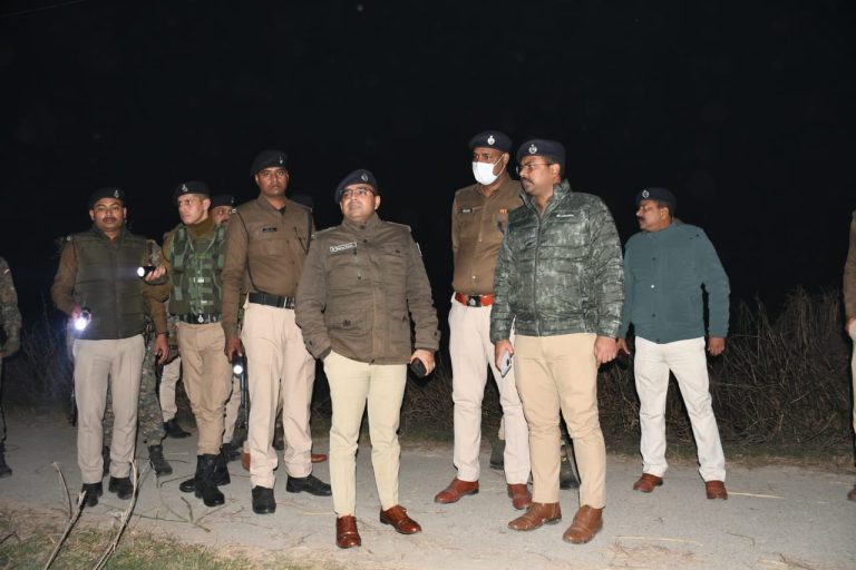 Bihar News: The discovery of the body of an elderly man, who had been missing for three days, in a sugarcane field has caused a sensation in the area. Police have launched an investigation.