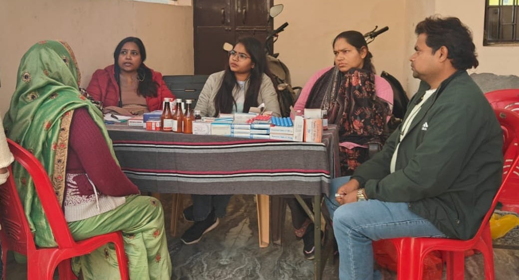 कलवारी गांव निशुल्क स्वास्थ्य शिविर