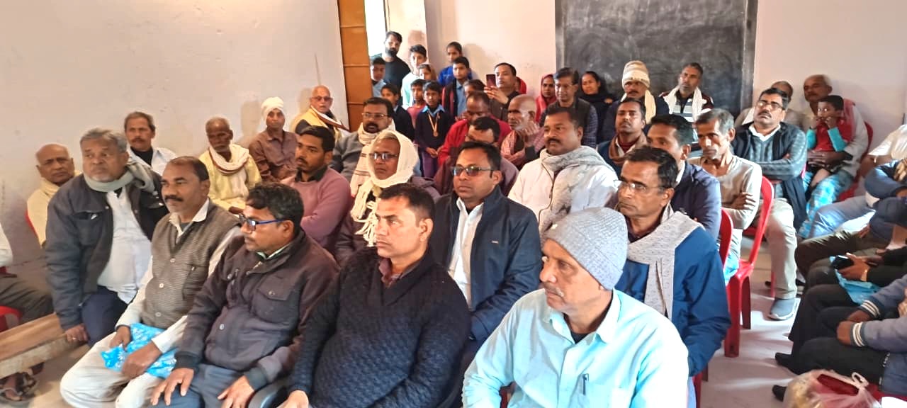 राजापाकर में सेवानिवृत्त शिक्षक गणेश प्रसाद का भावभीनी विदाई सह सम्मान समारोह आयोजित