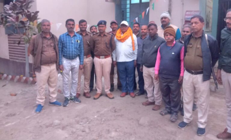 राजापाकर थाना में दफादार राजेंद्र सिंह का विदाई सह सम्मान समारोह, बेदाग सेवा कार्यकाल को किया गया याद