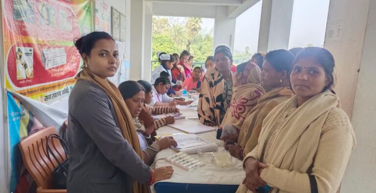 rajapakar-chc-pm-janani-suraksha-health-camp-113-pregnant-women-checked