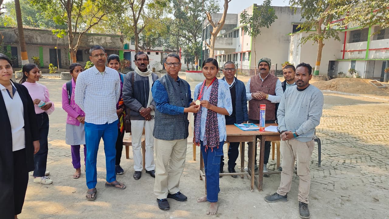 बीएमडी महाविद्यालय दयालपुर में वार्षिक खेल प्रतियोगिता, चेस-कैरम-बैडमिंटन के विजेता सम्मानित